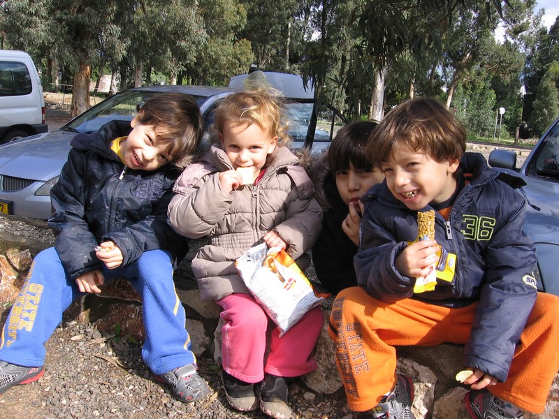omer_friends_01