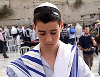 Bar-Mitzvah lui David, nepotul lui Victor si Aneta Galambos. Mazel tov!